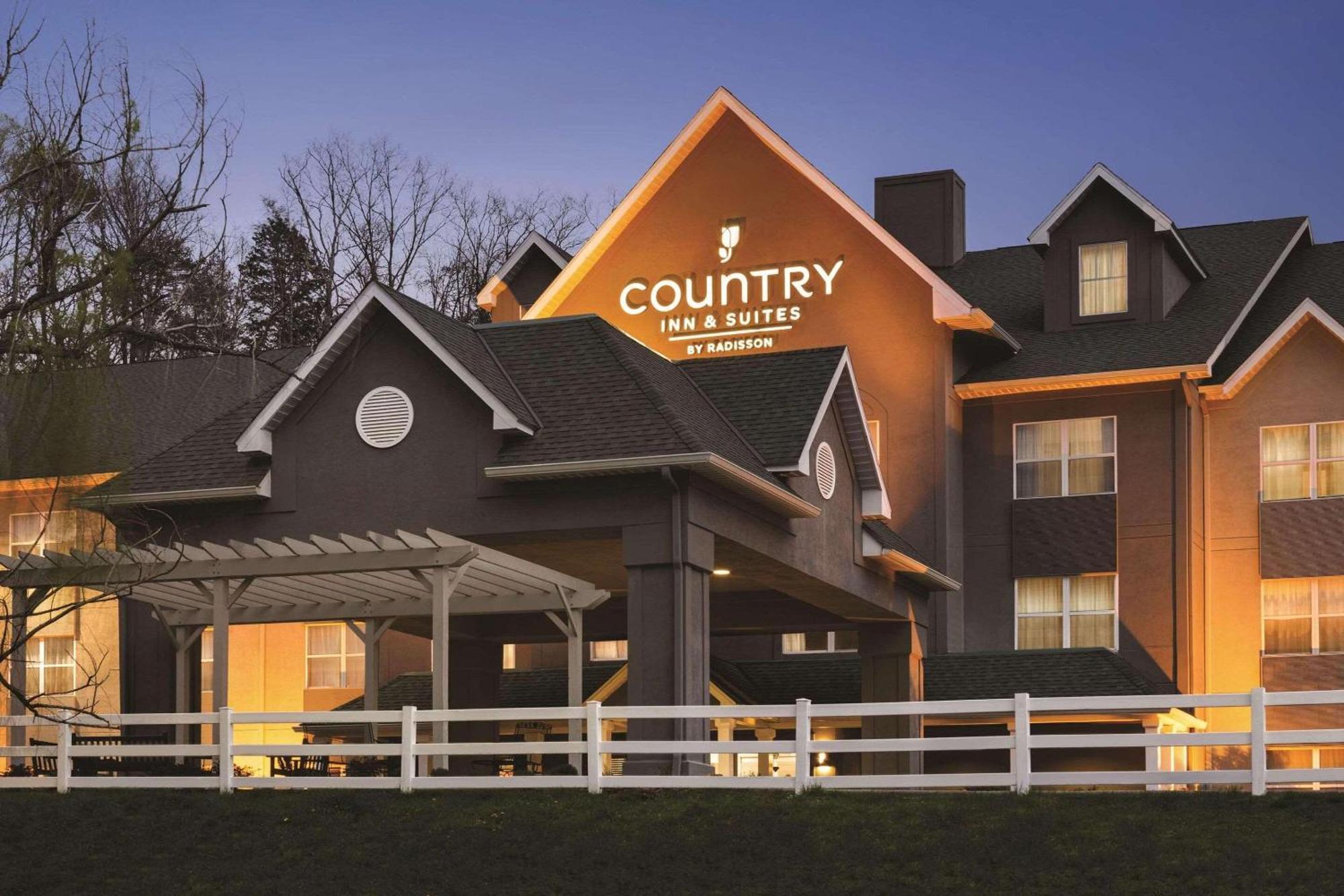 Country Inn & Suites By Radisson, Chattanooga-Lookout Mountain Bagian luar foto